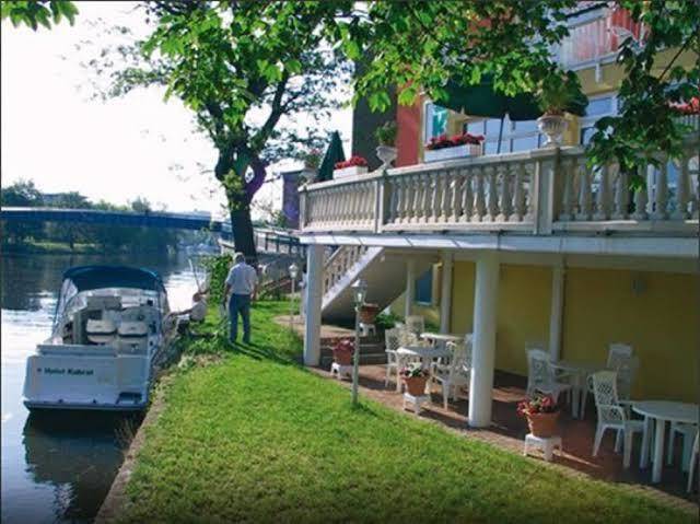 Hotel kubrat an der spree