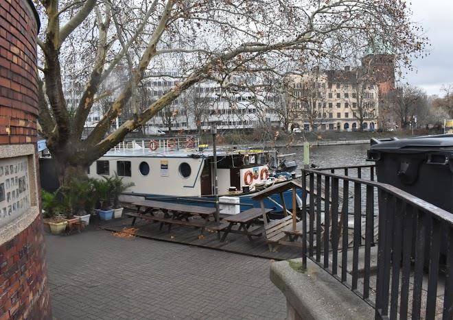 Ms mecklenburg hotelschiff