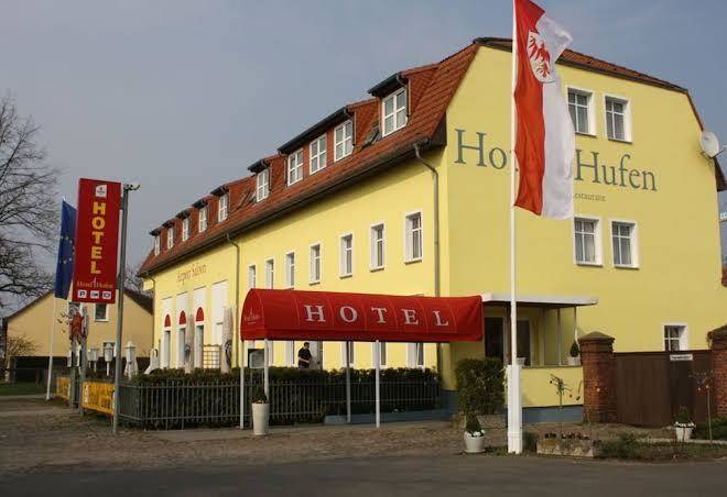 Hotel 4 hufen klaus wienhold & gunnar scharlewski gbr
