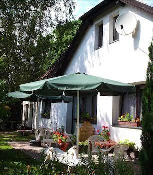 Pension am see lakeside bed and breakfast berlin