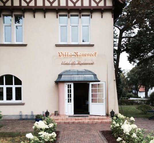 Hotel & restaurant raueneck