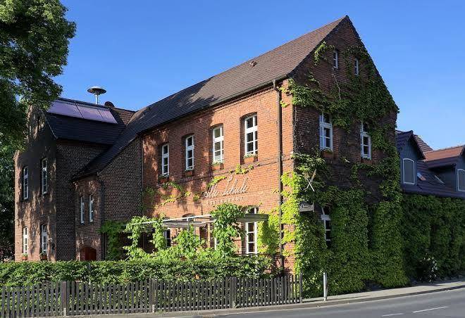 Hotel alte schule gmbh