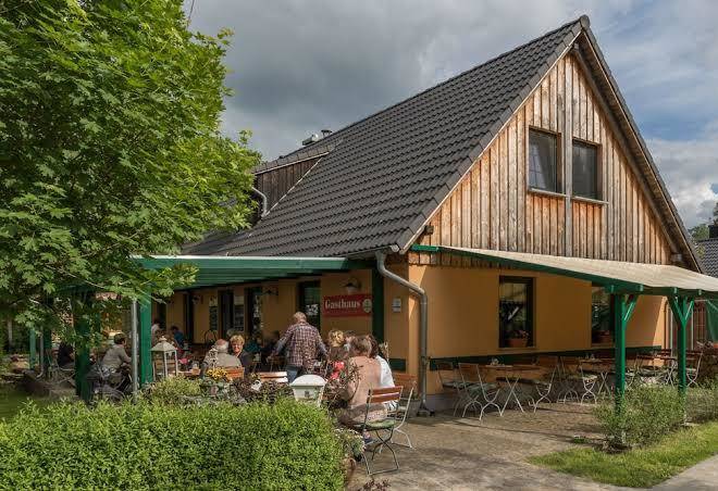Barfuss park pension und gasthaus am kurfurstendamm kg