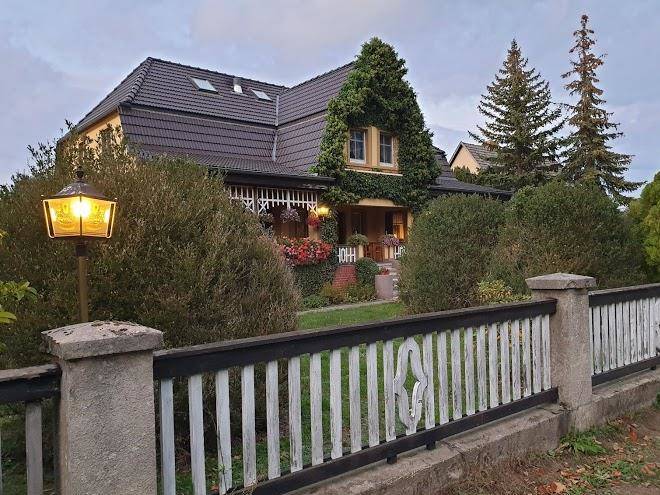 Haus stenzinger cely