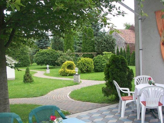 Hotel & Restaurant Zum Blauen Dach Image