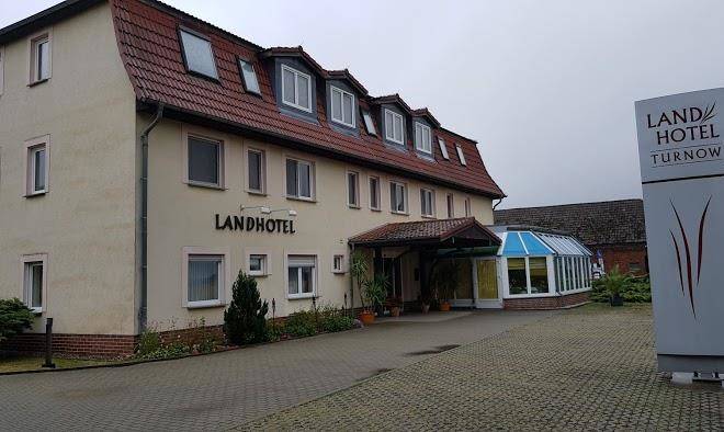 Landhotel turnow gmbh & co kg