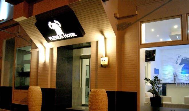 Hotel plenus