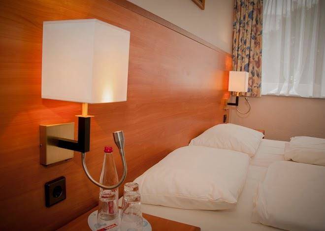 Elbbrucken hotel