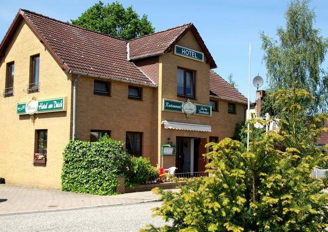 Hotel am deich & restaurant yamas