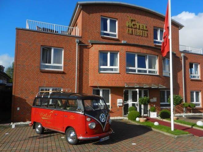 Hotel am elbufer