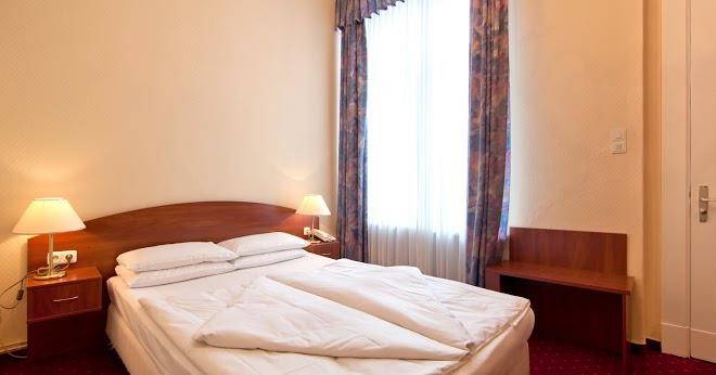 Novum Hotel Kronprinz Hamburg Hauptbahnhof Image