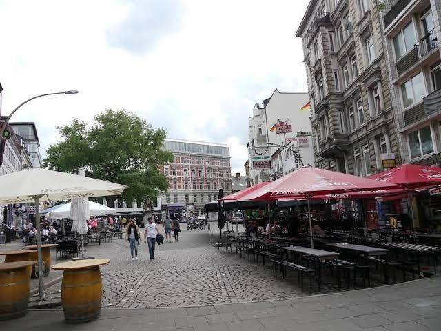 Sleep in hamburg st pauli