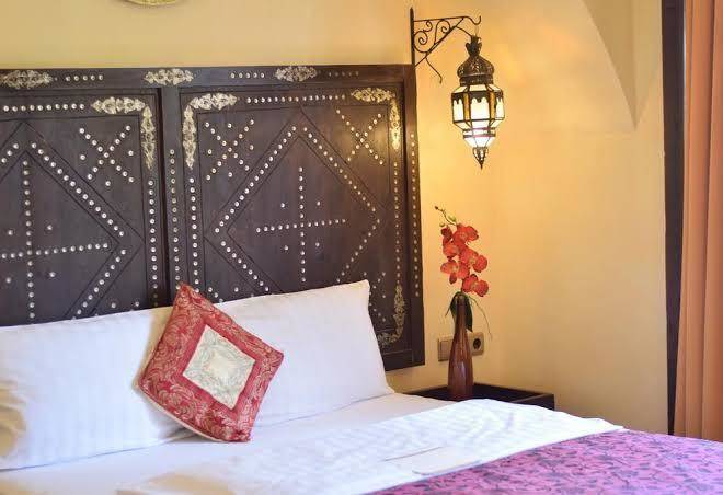 Hotel Villa Oriental & Restaurant Image