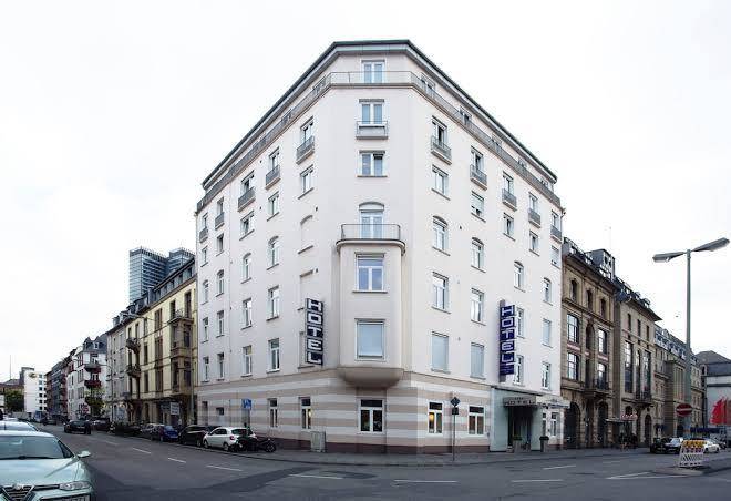 Hotel Hamburger Hof Image