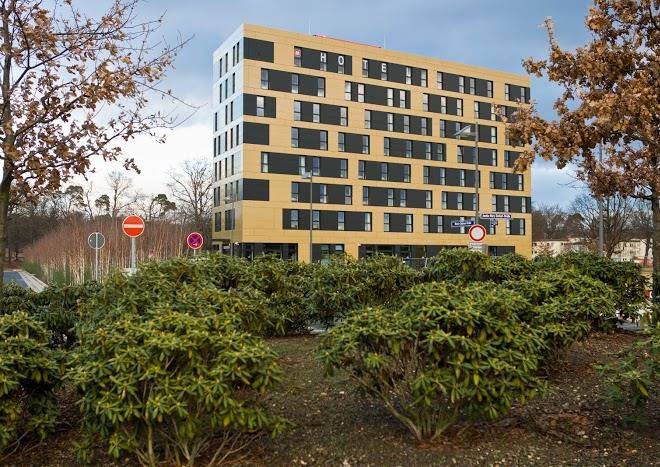 Meininger Hotel Frankfurt Main Flughafen Image