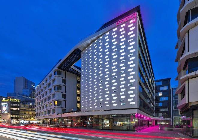 Moxy frankfurt city center