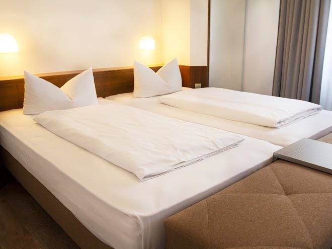 Parkside hotel