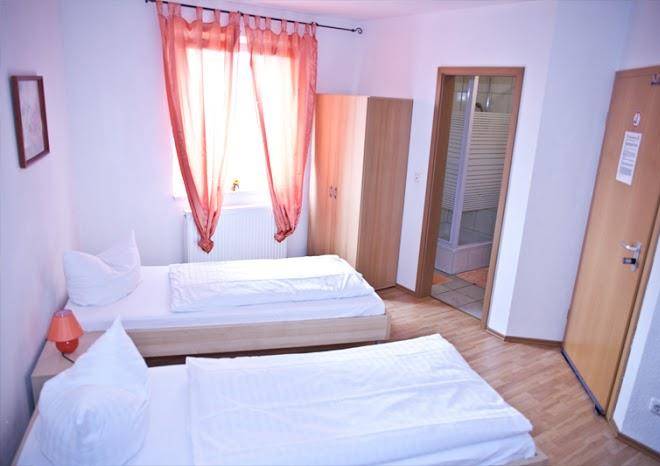 Pension an der hessenhalle