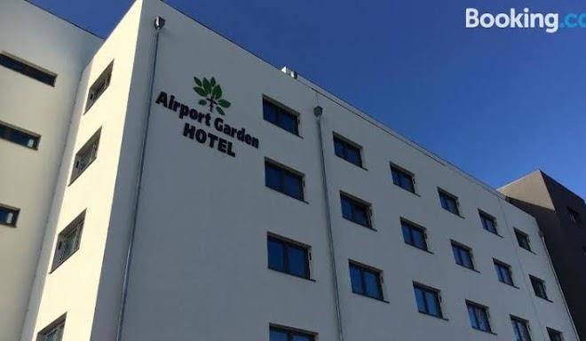Airport garden hotel