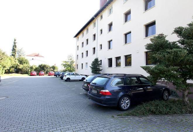 Airport walldorf frankfurt