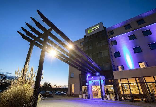 Holiday inn express frankfurt airport