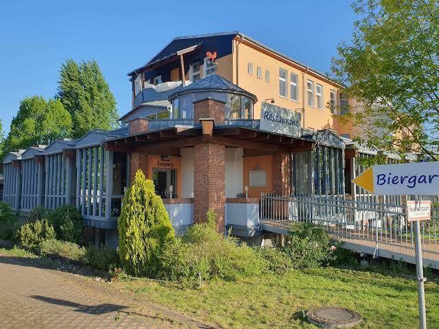 Nonstop Hotel Riedstadt Image