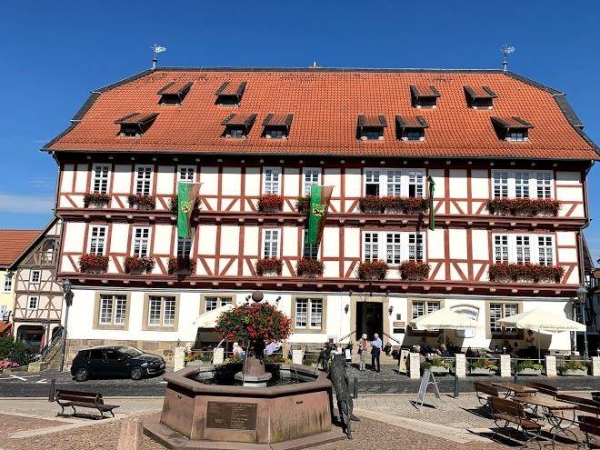 Altes Rathaus Hotel Restaurant Cafe Wolfhagen Image