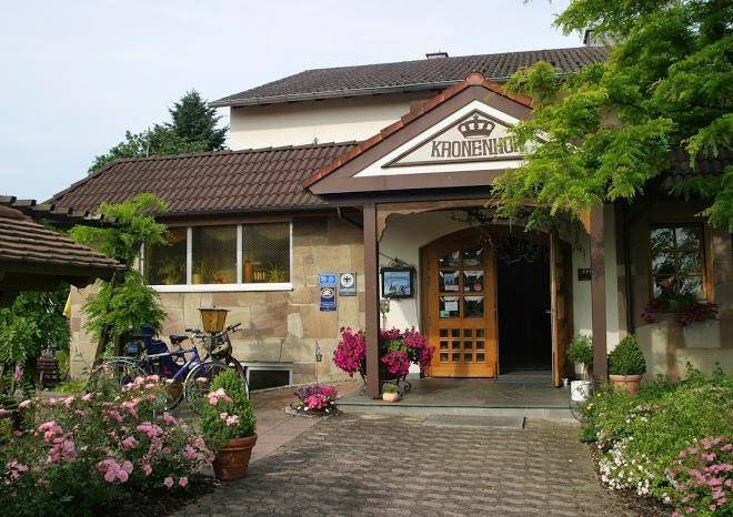 Wellnesshotel kronenhof weserbergland am weser radweg