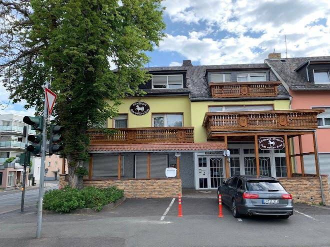 Ristorante pizzeria pension zum weisen ross