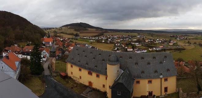 Zur burg