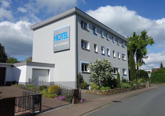 Hotel am schwimmbad
