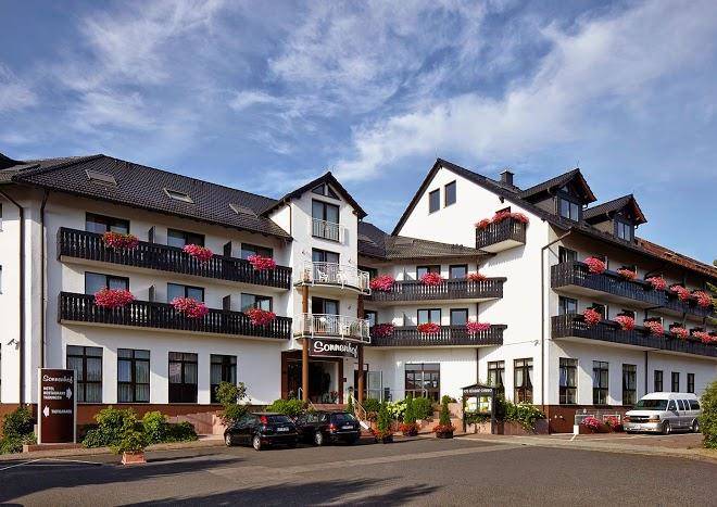 Sonnenhof hotel & restaurant gmbh & co kg