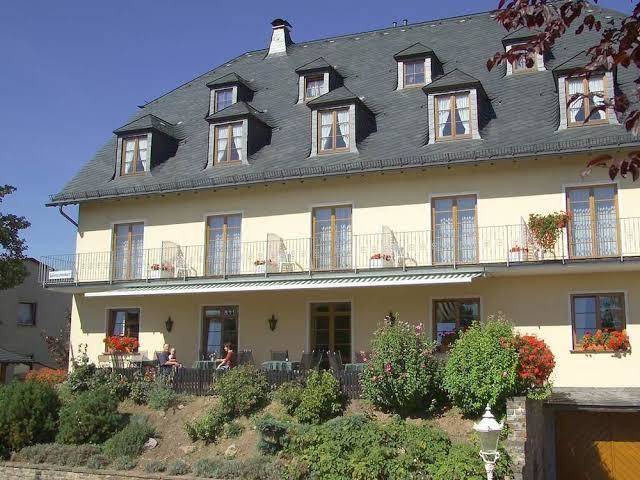 Gutsausschank Und Hotel F B Schonleber Image