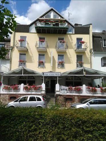 Hotel restaurant zum weissen mohren