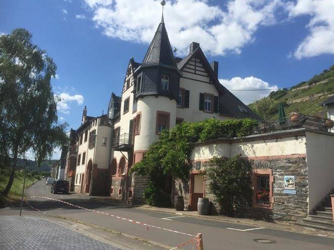 Burghotel