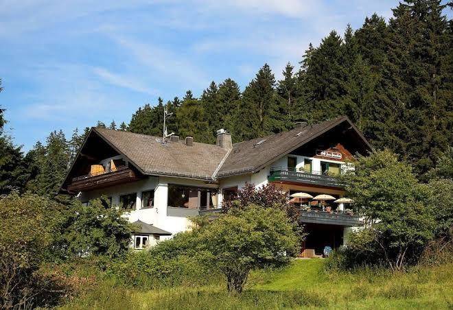 Hotel Zum Paradies Image