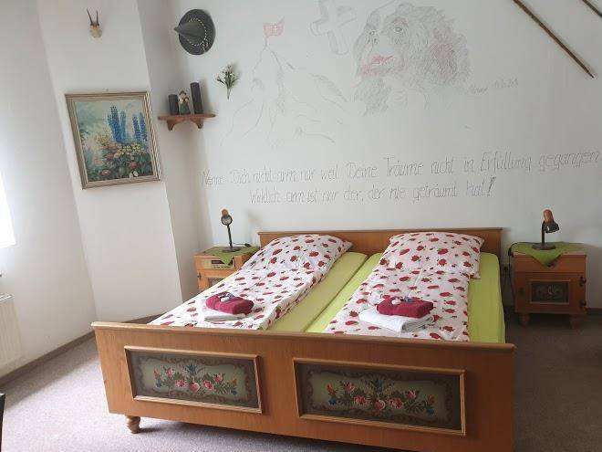 Hotel & restaurant gutsschanke