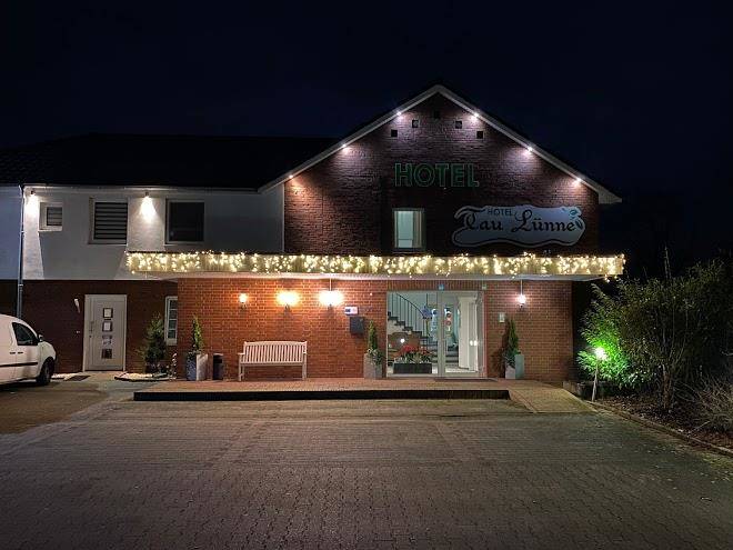 Hotel tau lunne gmbh
