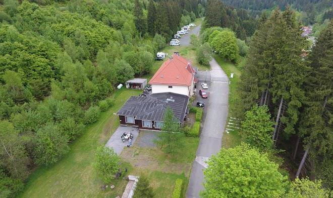 Alter bahnhof altenau oberharz stellplatz & ferienwohnung