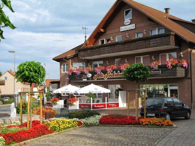 Hotel & restaurant alt holzhausen mit kegelbahn