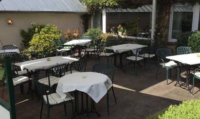 Hotel restaurant derboven