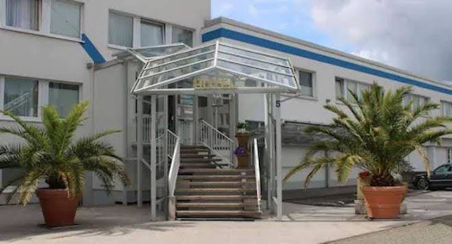 Lindemann hotel