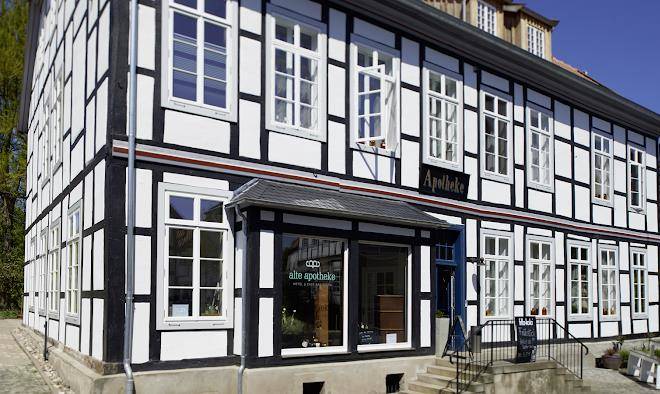 Alte apotheke hotel & cafe