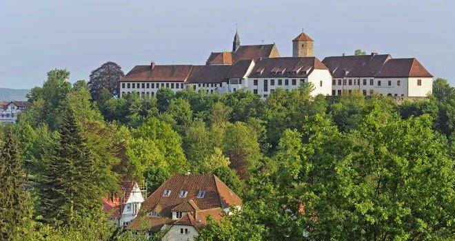 Waldhotel felsenkeller