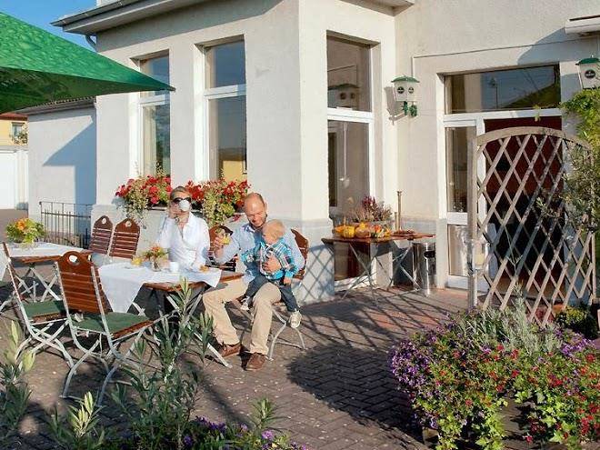 Hotel an der bahn