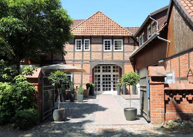 Hotel & restaurant ole deele