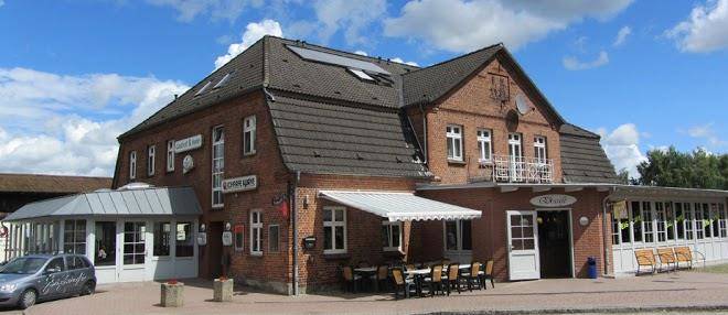 Gasthof scharfe kurve mit hotel & eiscafe