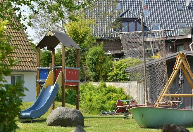 Hotel Und Ferienanlage Kapitans Hauser Breege Image