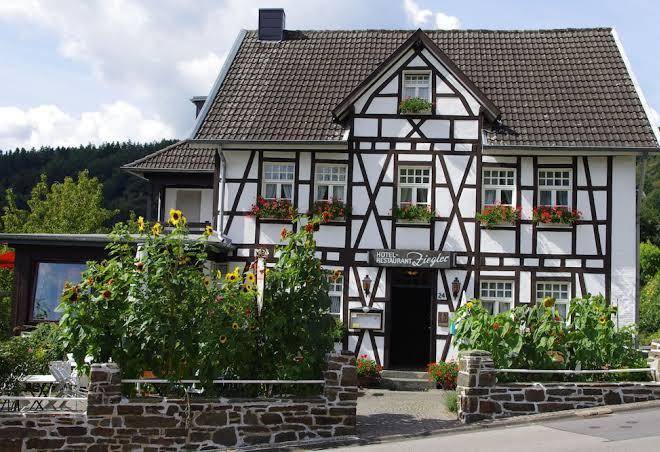 Hotel restaurant ziegler