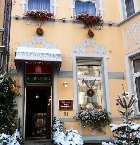 Hotel am roonplatz